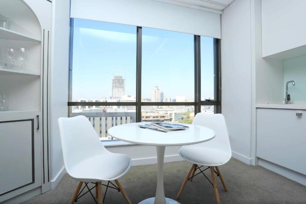 Sandton Skye Apartments جوهانسبورغ المظهر الخارجي الصورة