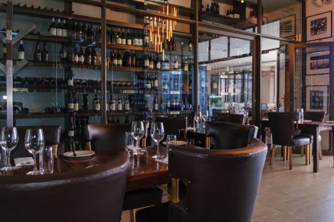Sandton Skye Apartments جوهانسبورغ المظهر الخارجي الصورة