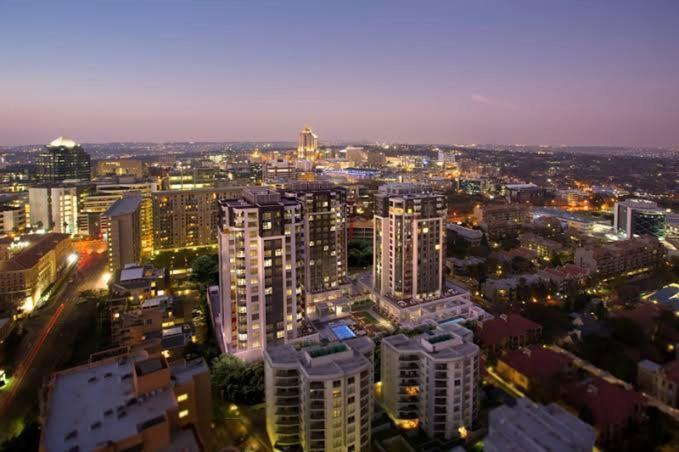 Sandton Skye Apartments جوهانسبورغ المظهر الخارجي الصورة